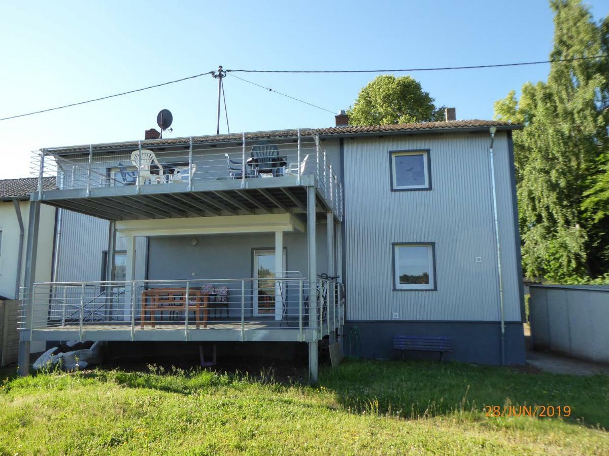 "Baerenhaus" Ferienwohnung Puttlingen Exterior photo